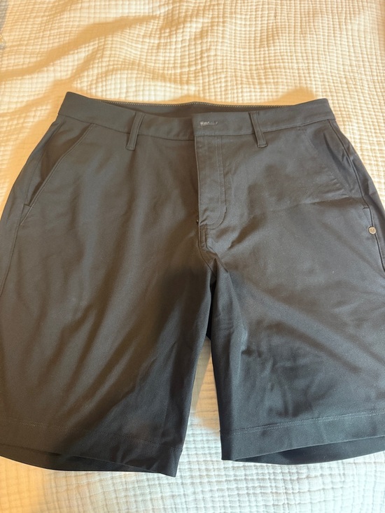 Vuori Other - Vuori Men's Meta Shorts in Black - 31” waist